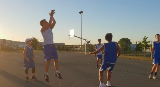 SUMMER BASKET CAMP